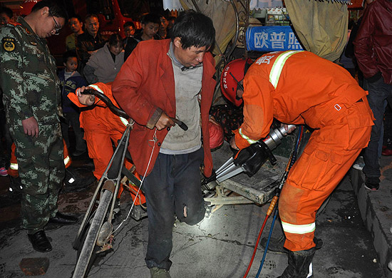 �����ٱ��LԇҺ�����U(ku��)��