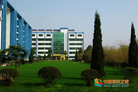 �F�������W(xu��)У�@�L(f��ng)��