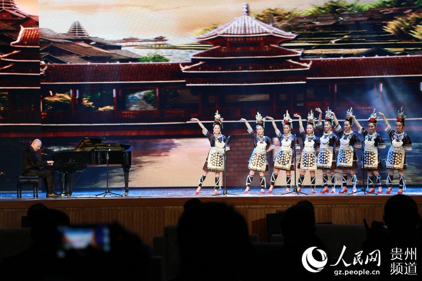 ������F�ݡ������Ļ���ʢ�硱