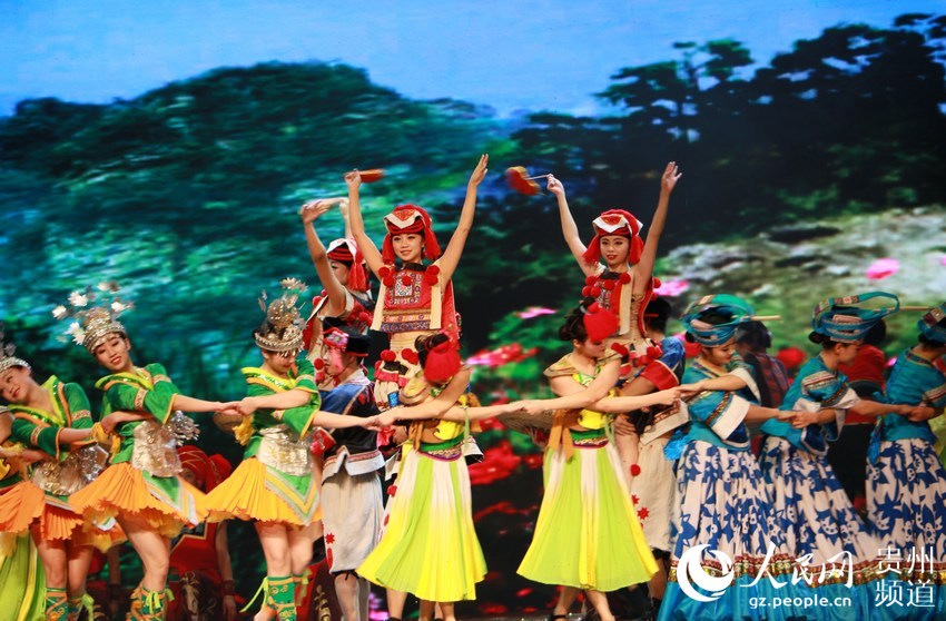 ������F�ݡ������Ļ���ʢ�硱