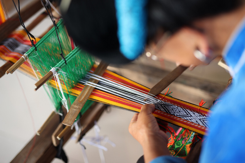 7��7�գ����F��ʡ��կ�h��Ȫ�ֵ��׵ط�ؚ���w�����c��Ӗ���ϣ�һ�����wȺ���ڌW�����志�\��ˇ��