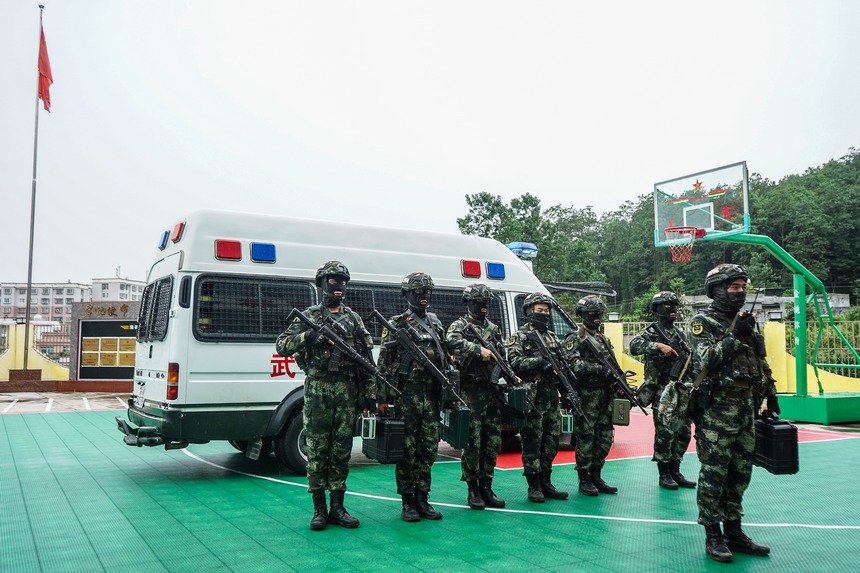 ���ټ��Y�������x�z