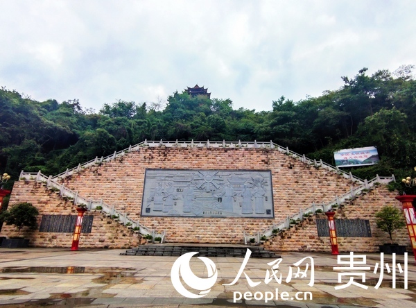 ����·�Ė|�T���@���^�p����½��ıڮ����֡�����W �ƽܔz