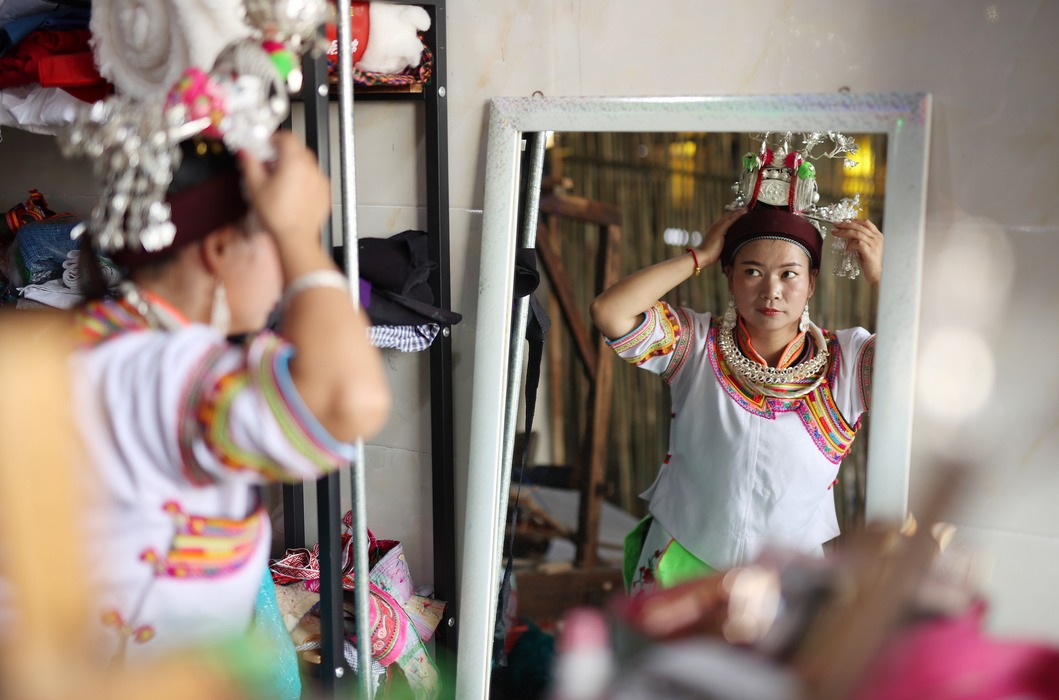 9��3�գ����F��ʡ��կ�h��Ȫ�ֵ����z�Ą���ؚ܇�g������Ⱥ��������ֱ��չʾ������ʢ�b�����