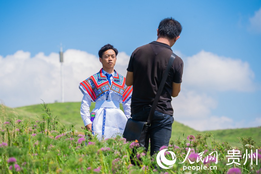 �ο������������ڻ�����Ӱ������W Ϳ���z