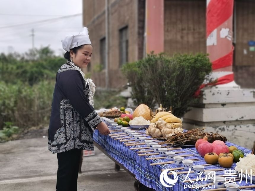 ˮ��ͬ���ڜʂ�r�T�ơ�����W ꐾ����z