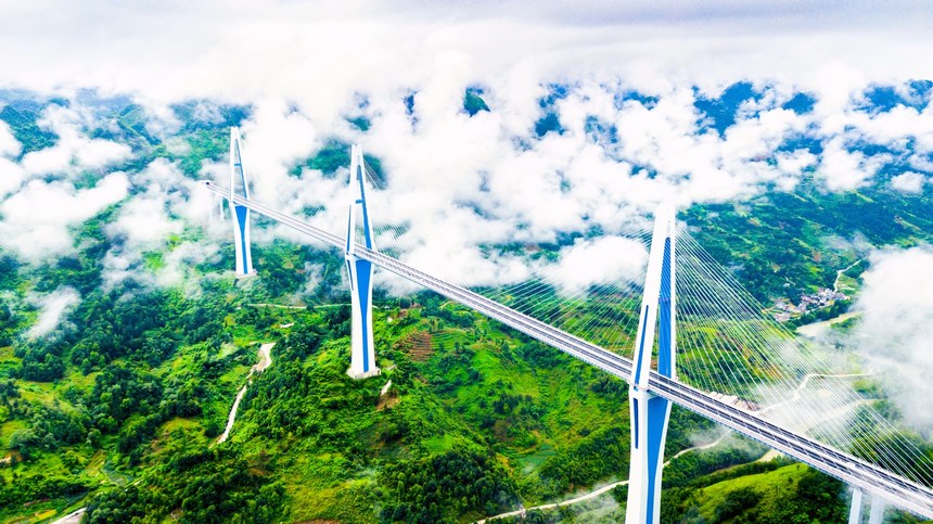 平塘至羅甸高速公路平塘大橋。貴州省交通運輸廳供圖