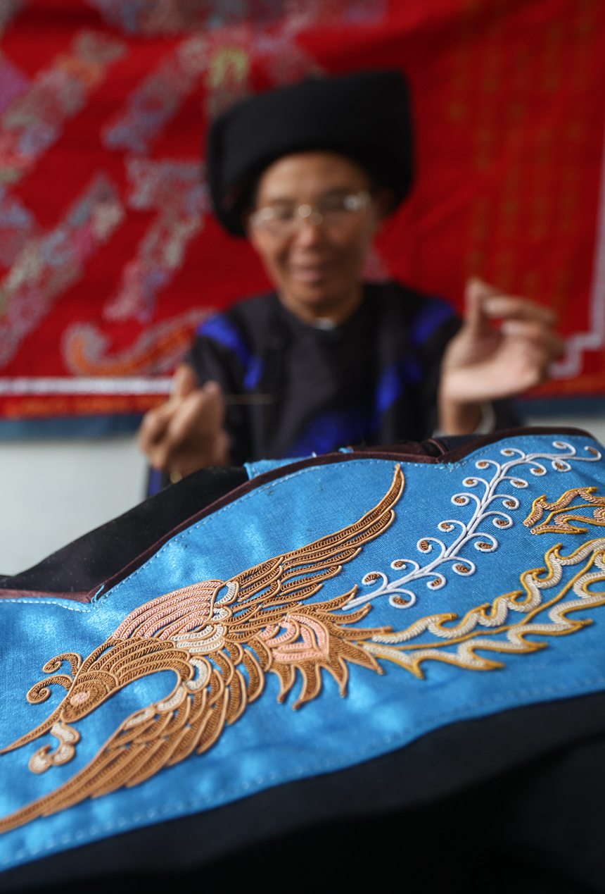 ������ˮ�����οh�к��ѩ����������^һ���Rβ�C�ֹ�����ˮ���ֹ�ˇ���ڴ��Rβ����   