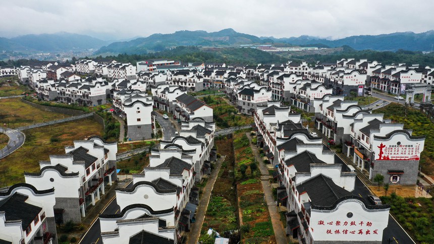 �F��ʡǭ�ϲ�������������������ˮ�����οh�к��ѩ����������^��       