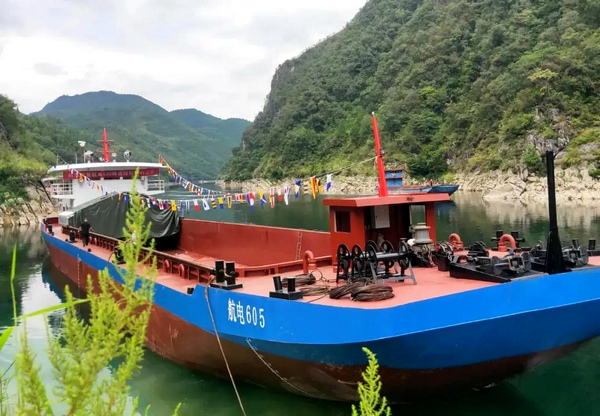 ���605���F�ݺ�늹�˾���D