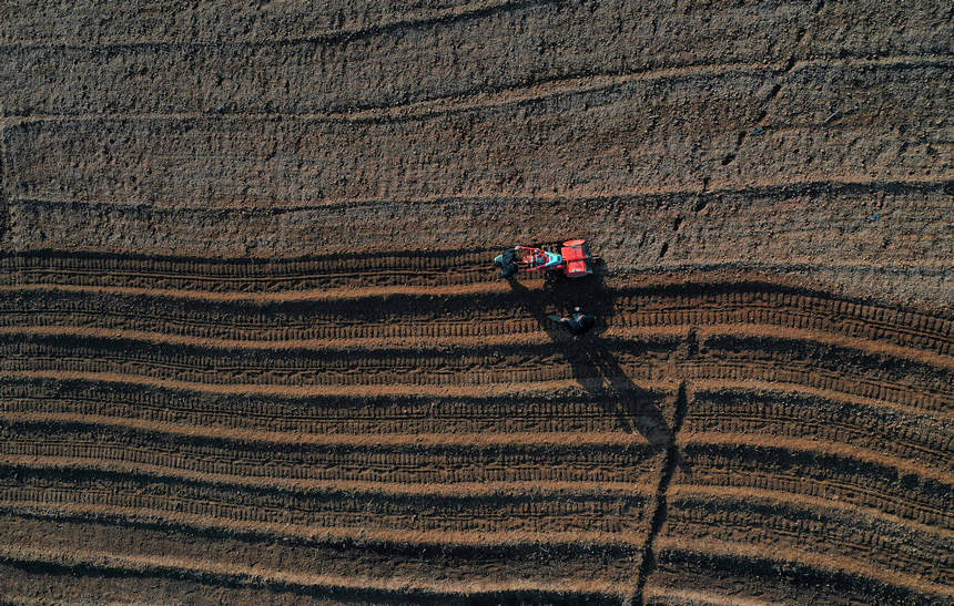 11��18�գ��������F��ʡ��կ�h�d���(zh��n)���_���������أ��o�˙C(j��)��Ƭ����