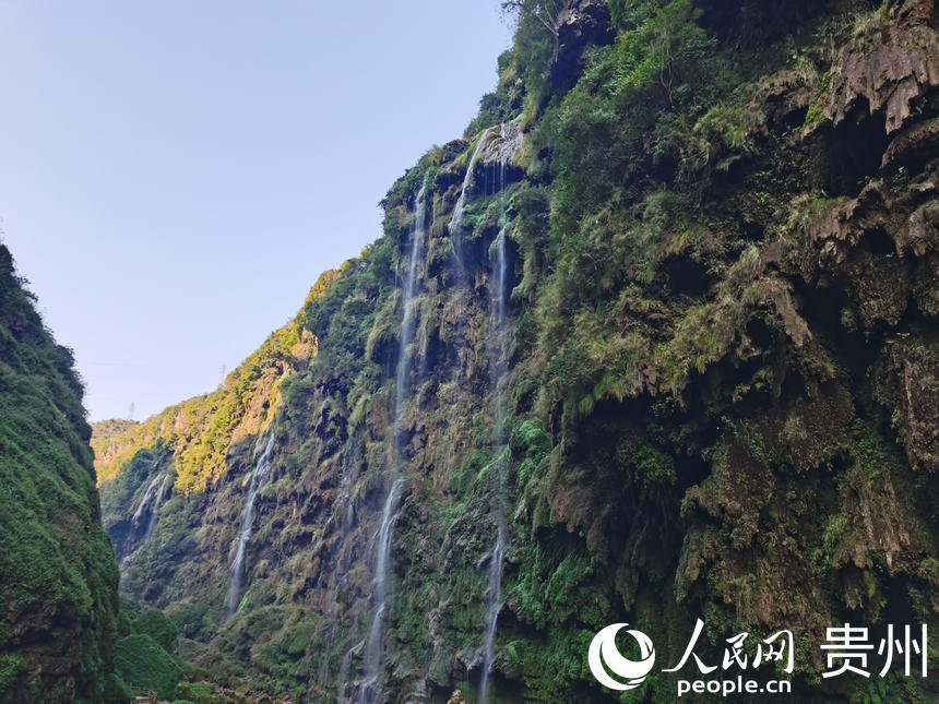 興義馬嶺河峽谷。人民網(wǎng) 陳晶晶攝