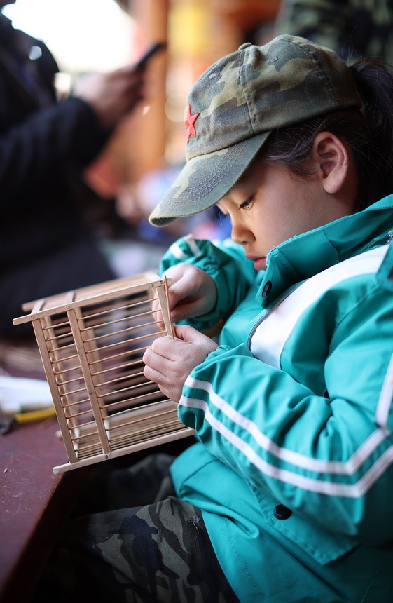 1��19�գ�С�������F��ʡ��կ�h��Ȫ悿������B�\������ˇ���z�������W�������B�\��