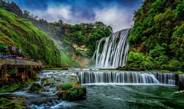 安順黃果樹大瀑布。