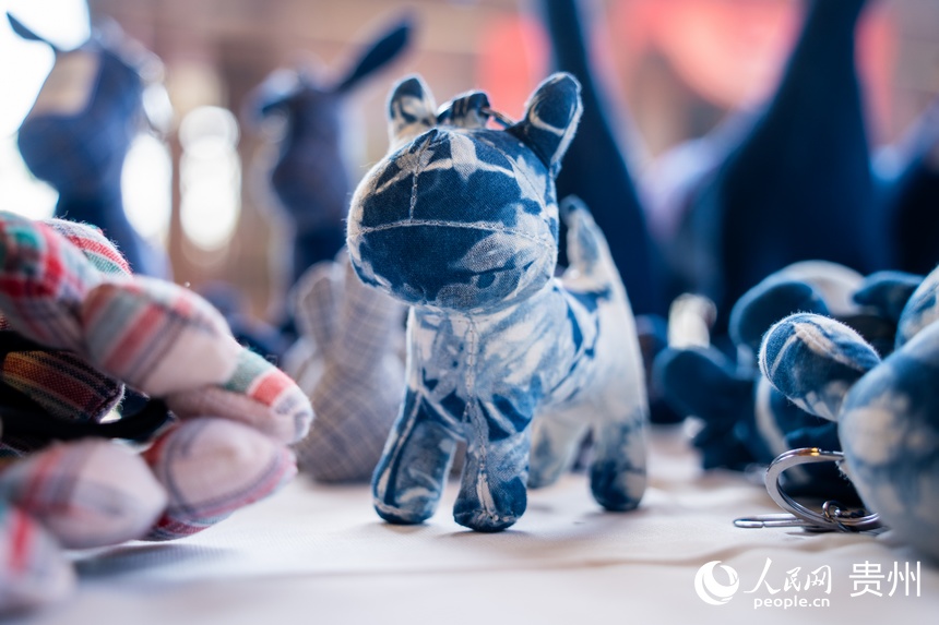 ��������ɫ��Ⱦ�ֹ�ˇƷ������W Ϳ���z