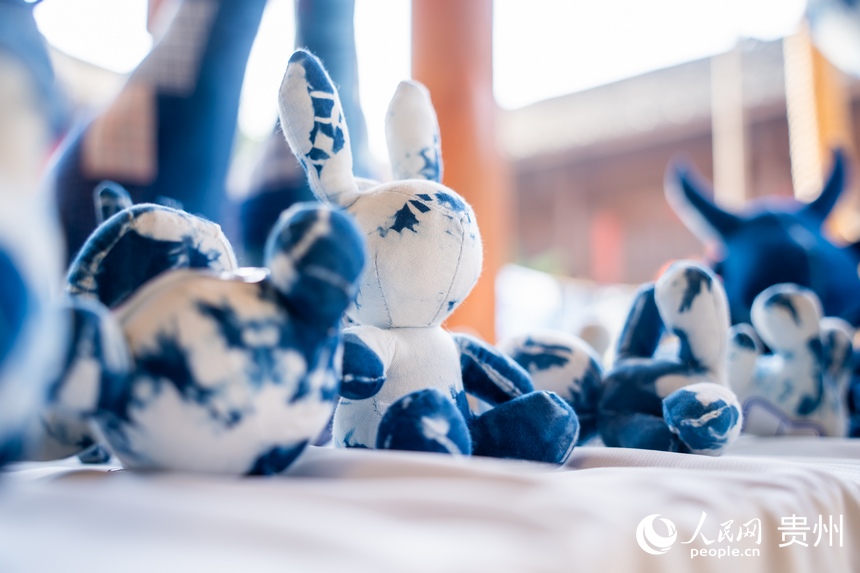 ��������ɫ��Ⱦ�ֹ�ˇƷ������W(w��ng) Ϳ���z