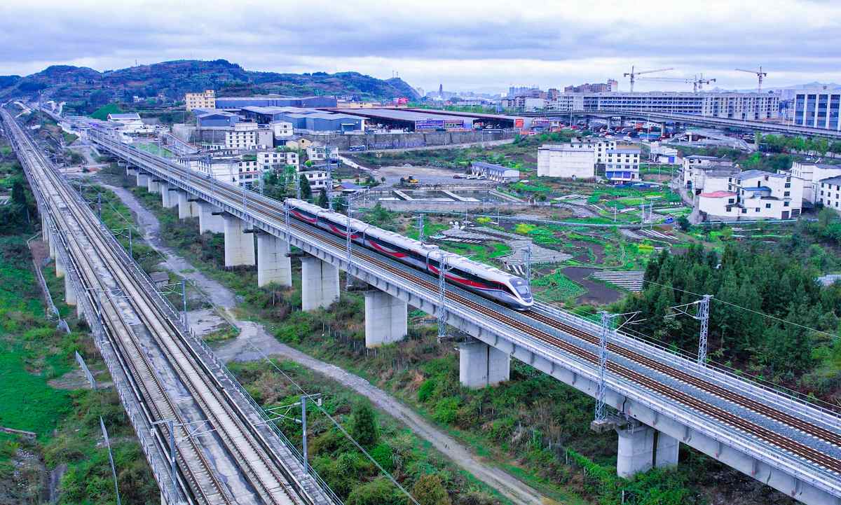 �������w�(y��n)���F�(y��ng)�h(hu��n)���F·ȫ���_(k��i)ͨ��