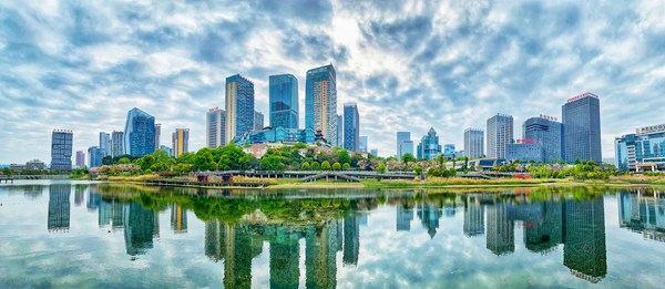 發(fā)展中的貴陽(yáng)。貴陽(yáng)高新區(qū)宣傳部供圖