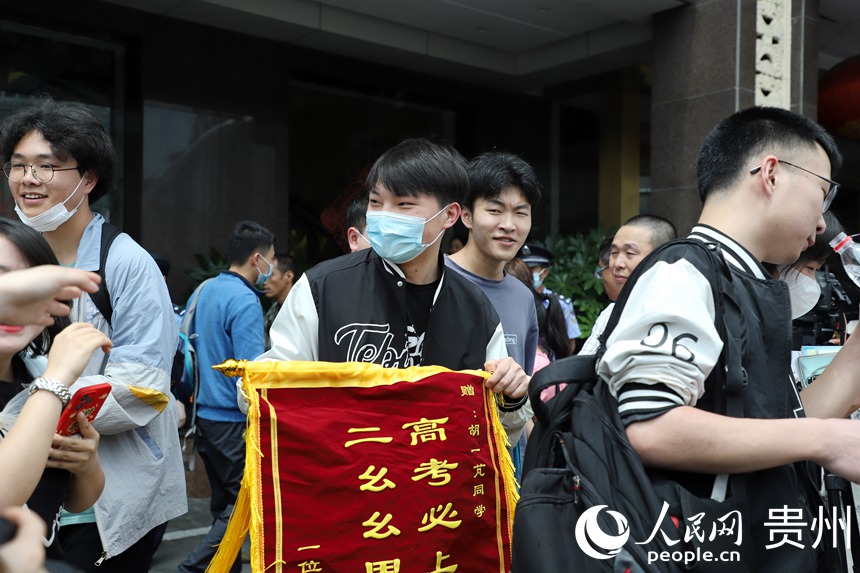 �߳������Ŀ���������W ��m�Ɣz