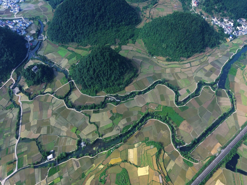 �ְ�������M����^��Ҋˮ���졣�����t�z