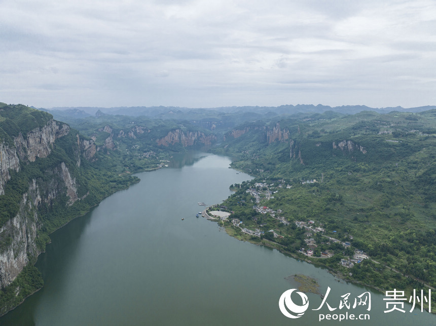 �����ذ���ɫ������W �����ܔz