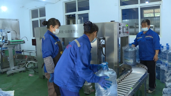 ����^�_�ɴ壺�h�����I ׌ɽȪˮ�ɞ�����¸���&ldquo;ԴȪ&rdquo;��