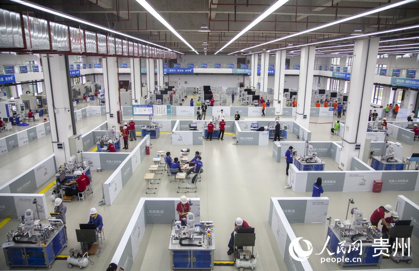 大賽貴陽職業技術學院賽區現場。人民網 龍章榆攝