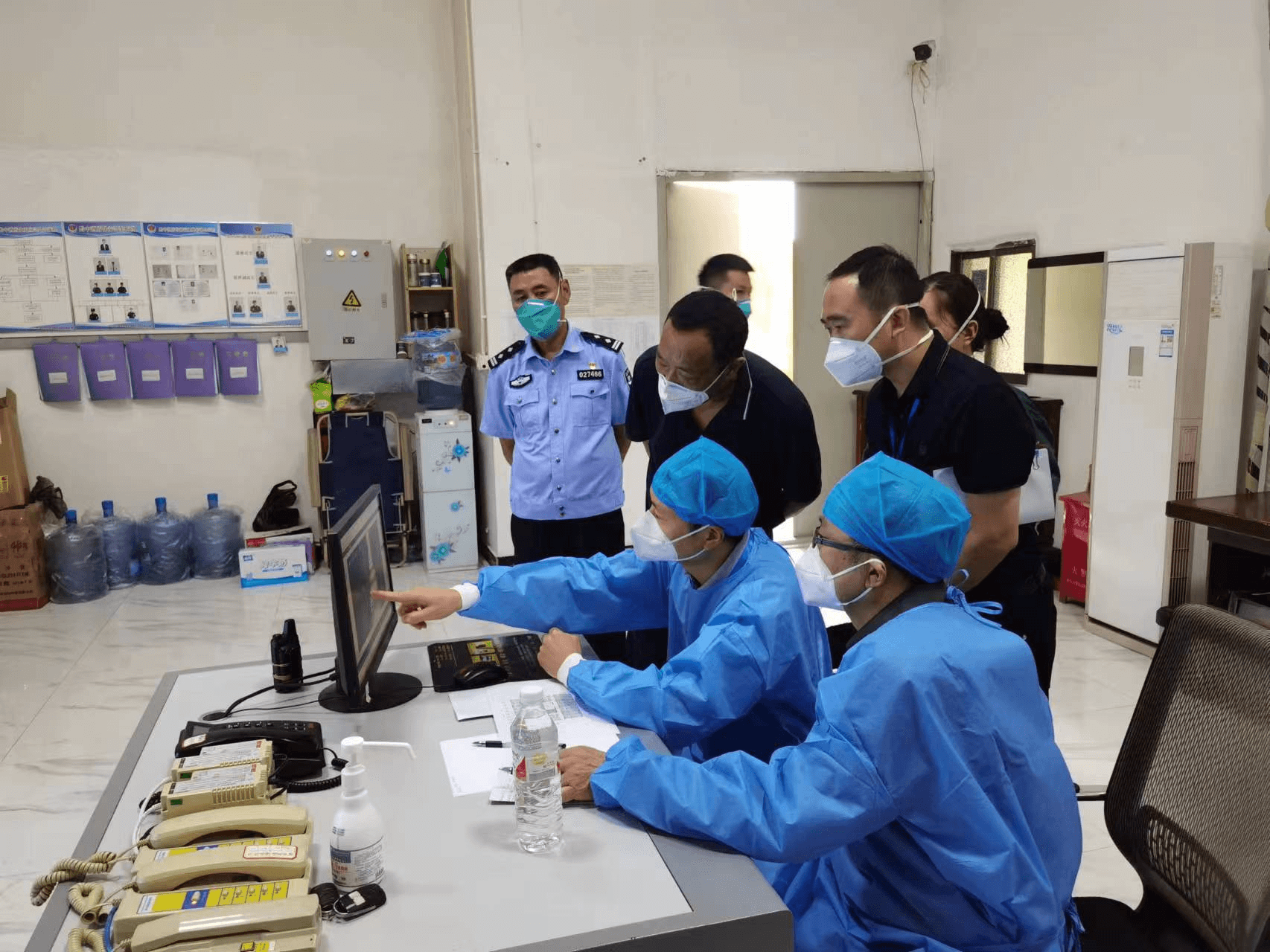 貴州省衛生計生監督局赴六市州開展貴陽市異地安置隔離人員集中隔離點督查工作。