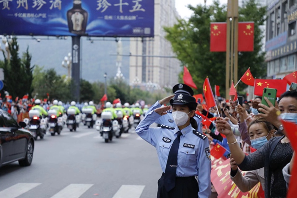 最高禮遇送別援畢醫療隊。