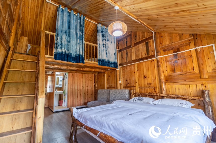 龍?zhí)链宓拿袼?。人民網(wǎng) 涂敏攝