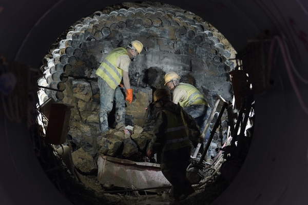 夾水巖輸水管網正在施工。