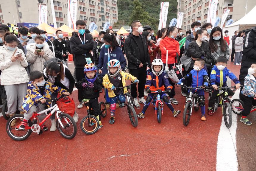 參加比賽小朋友們。蒲學(xué)光攝