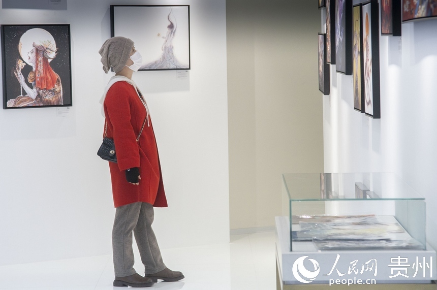 畫展現場。人民網 龍章榆攝