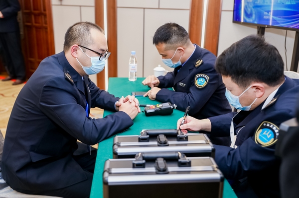 快檢設備技能測試。貴州省衛健委供圖