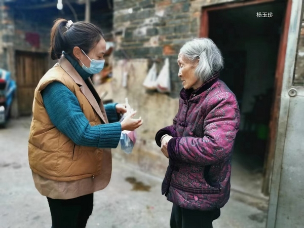 平壩區:7889份“防疫健康包”陸續發放。