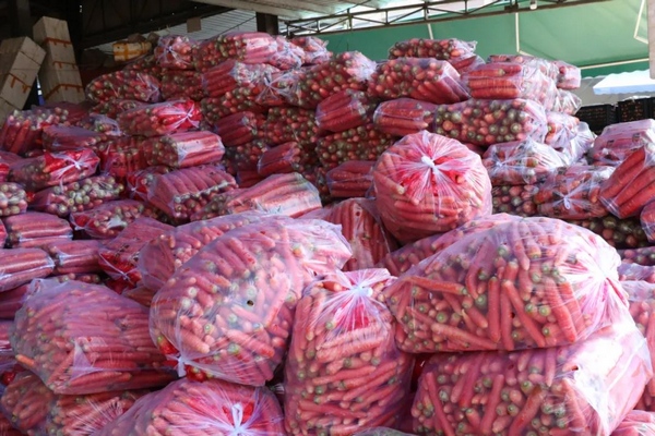 春節期間畢節市物資供應充足。