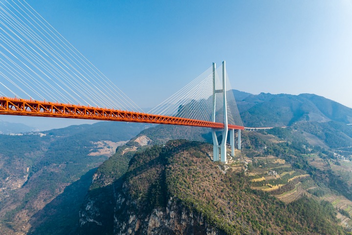 北盤江大橋。人民網記者 涂敏攝