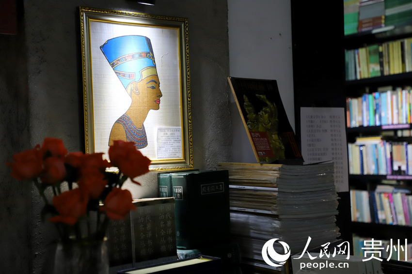 “也閑書局”一角。人民網(wǎng) 顧蘭云攝