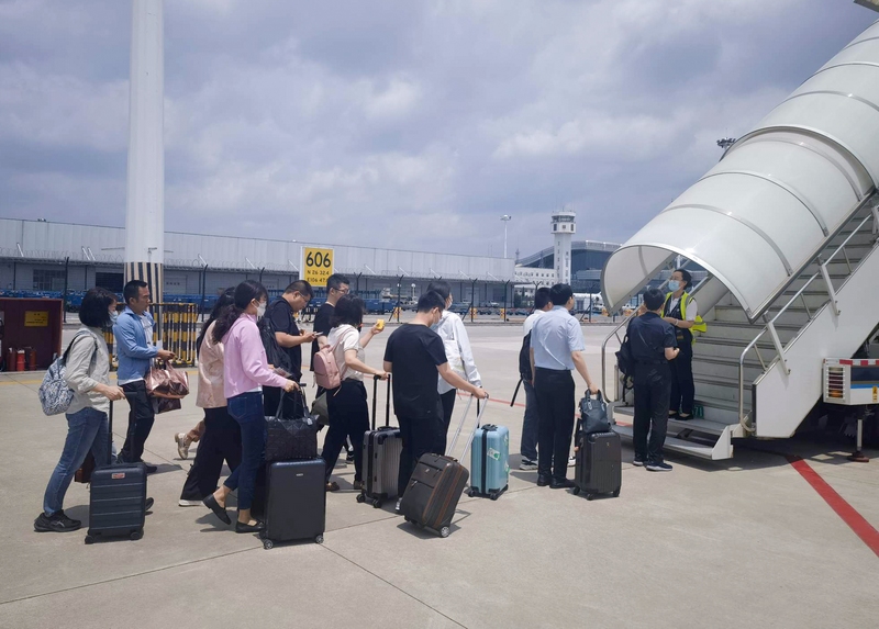 五月貴陽“天路”忙，南航承運5.3萬人數(shù)博會“熱飛”。