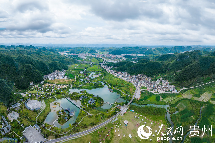 6月28日拍攝的貴州省長(zhǎng)順縣永增村神泉谷景區(qū)。人民網(wǎng)記者 涂敏攝