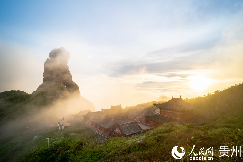 4 梵凈山日落。人民網記者 涂敏 攝.jpg