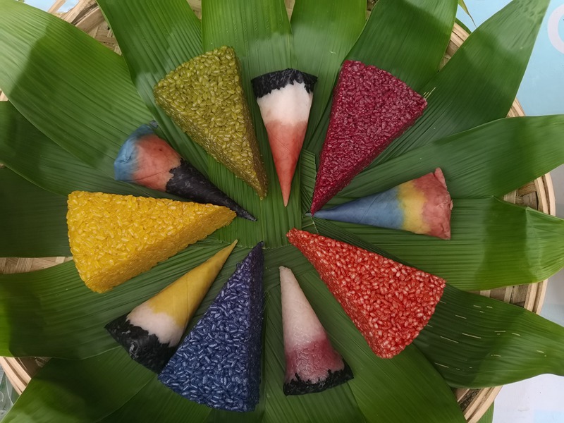 2、五彩花米飯。劉雪飛攝