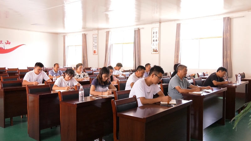 學校積極履責監(jiān)督 保障開學安全有序。