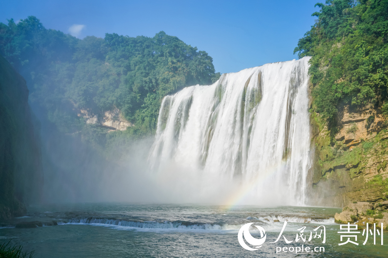 安順黃果樹瀑布。人民網記者 涂敏攝