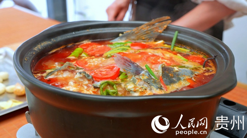 貴州酸湯魚。人民網(wǎng)記者 涂敏攝