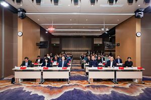 貴州省工商聯(lián)與中信銀行貴陽(yáng)分行簽訂戰(zhàn)略合作協(xié)議是全國(guó)工商聯(lián)與中信銀行戰(zhàn)略合作向……