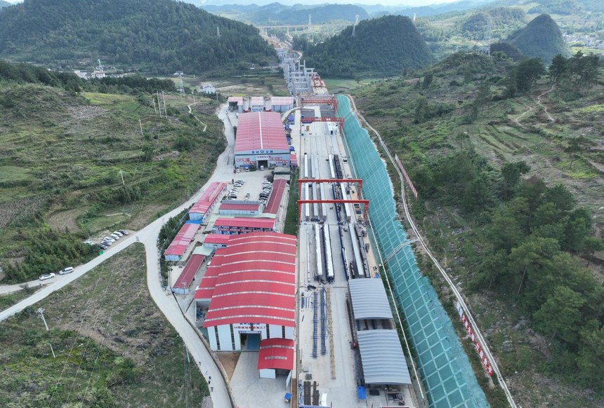 梁場標準化建設。貴州貴平高速公路有限公司供圖