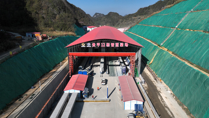 貴平12標段智慧梁場。廖迅攝