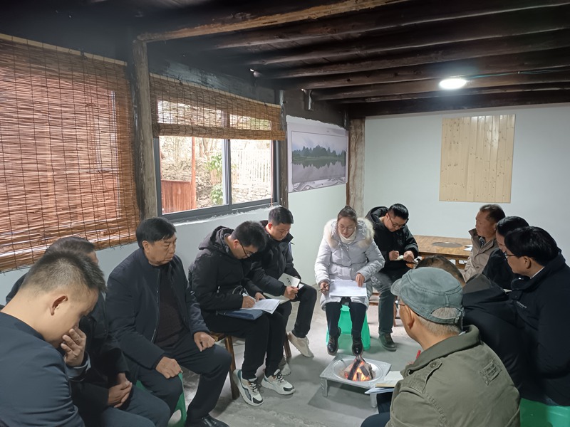 4、火塘?xí)劙l(fā)展。