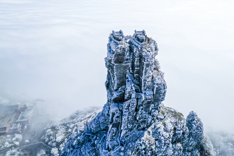 15 貴州省銅仁市江口縣,航拍冬日里的梵凈山。(江口縣融媒體中心供圖)